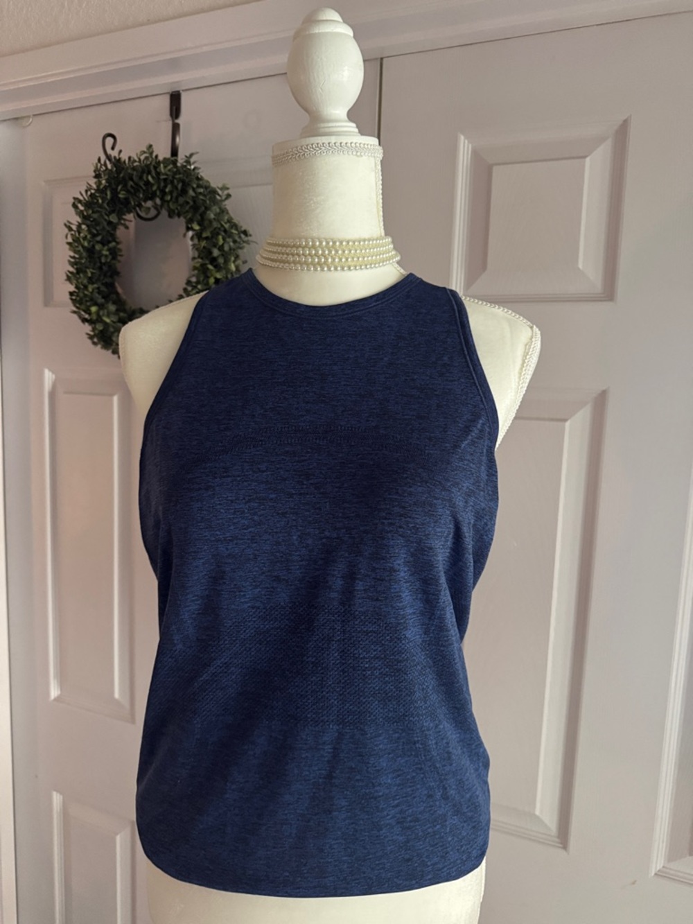 Lululemon Women's Navy Swiftly Tech High-Neck Tank Top
